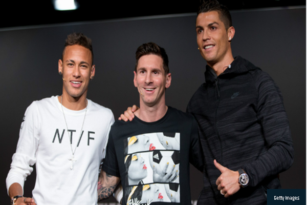 Neymar thần tượng Messi, ví Ronaldo là quái vật