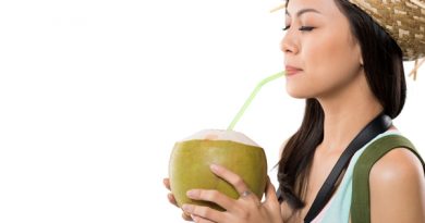 Tác dụng của nước dừa đối với sức khỏe con người