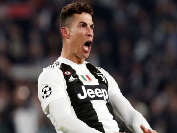 Juventus và Ronaldo nhận tin vui tại C1