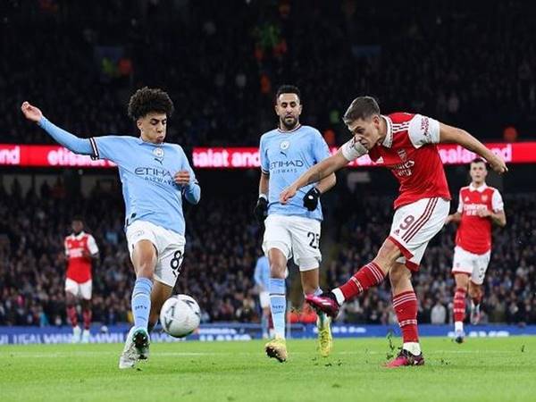 Tin Man City 28/1: Man xanh loại Arsenal khỏi đấu trường Cup FA
