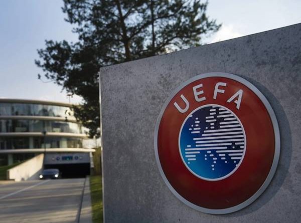 UEFA là gì?