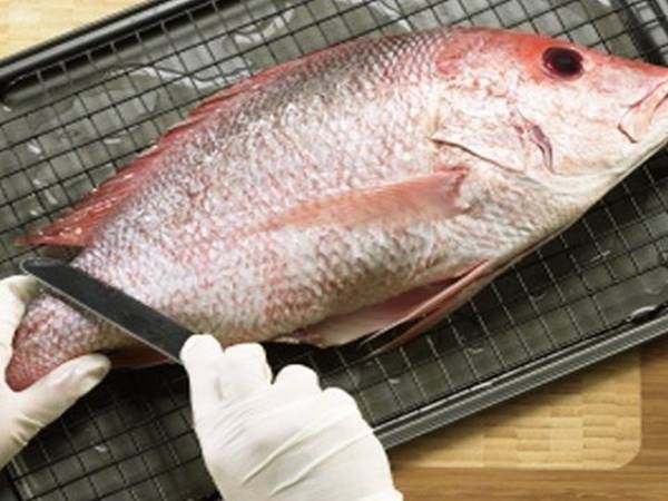 Những tình huống báo hiệu điềm xấu cần lưu ý khi mơ thấy thịt cá