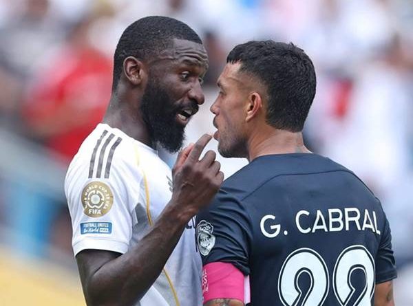 Tin thể thao 25/6: Fifa mở cuộc điều tra vụ Antonio Rudiger